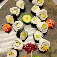 crab sushi and red pepper  caviar|Geralde Neretteさん