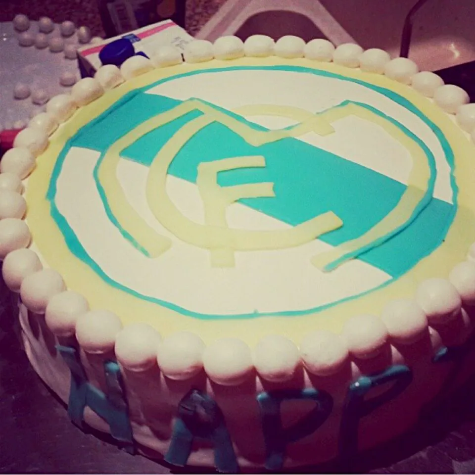 real madrid cake 👍💖|samoohaさん