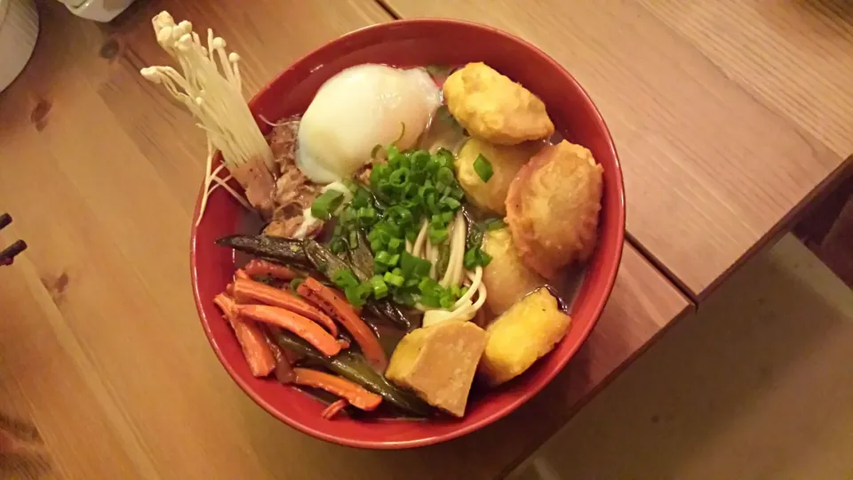 Ramen: Homemade Broth, Tare, Smoked Pork, Slow Poached Eggs, Dumplings, Rice Balls, and More!|Y-vo Martinezさん