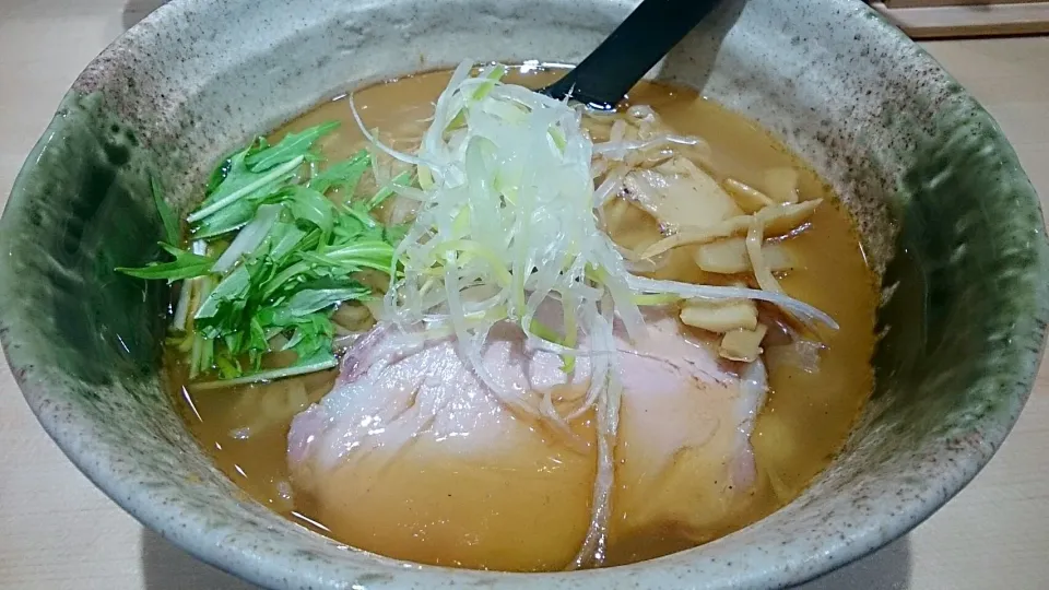 焼きあご塩らー麺 たかはし の 	焼きあご塩らー麺 ＠新宿|大脇さん