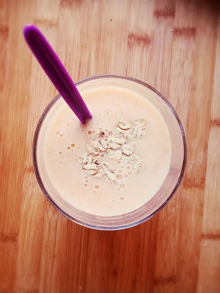 Snapdishの料理写真:orange grapefruit power smoothie|CatzeMDさん