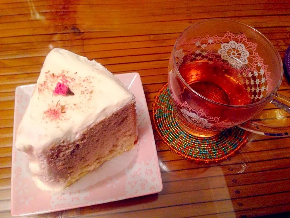 Followed by dessert :) 桜のデザート♪|Tanuさん