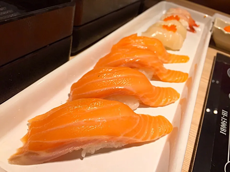 Salmon Sushi|Namfahさん