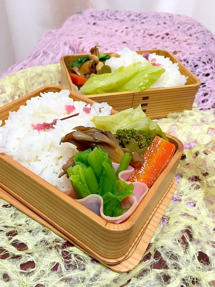 小松菜おひたしのハムカップ。煮物と地味なオカズで月曜お弁当。|Kumi_loveさん