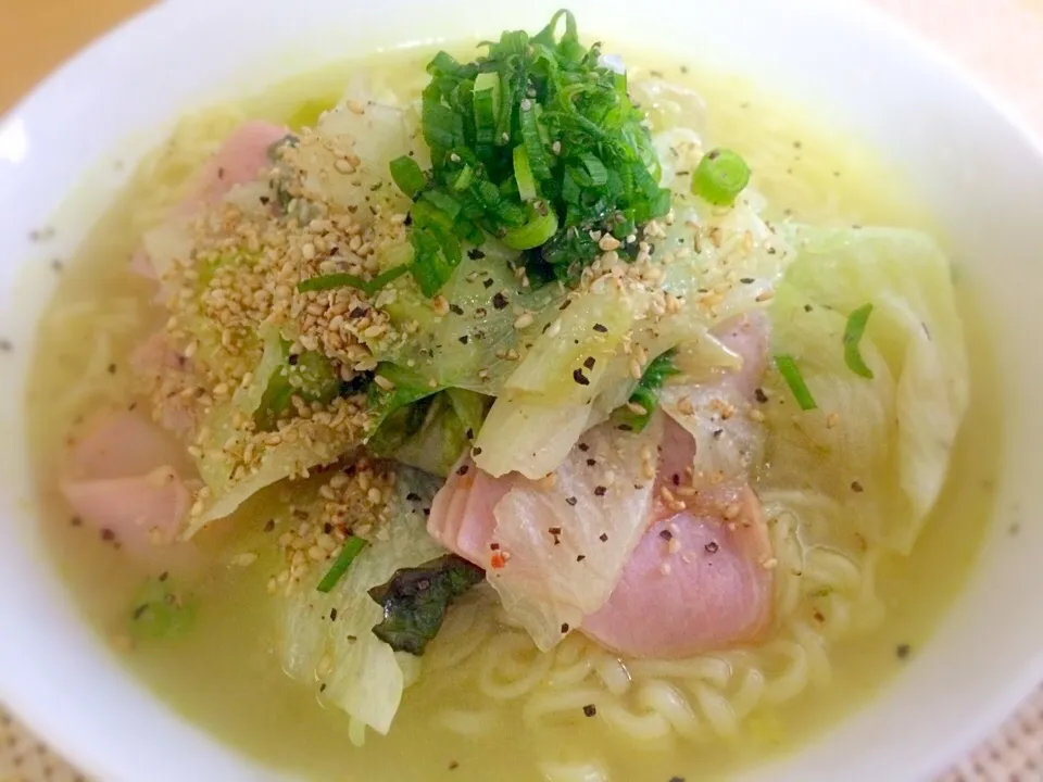 サッポロ一番塩ラーメン|ポンポコたまこさん