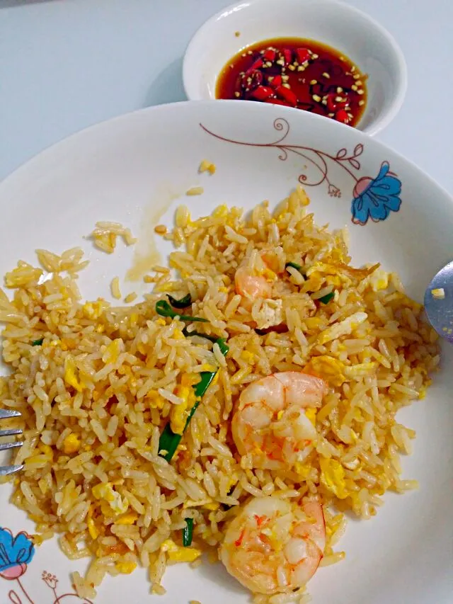 Butter Garlic Prawn Egg fried rice 😉 😙 👄 👅 💋 💕|🌷lynnlicious🌷さん