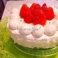 定番のイチゴのデコレーションケーキ