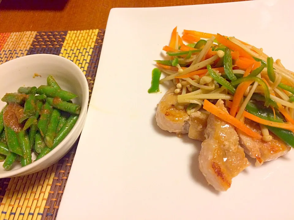 豚ロースの野菜たっぷりソテー   インゲン豆の胡麻和え|あんなさん