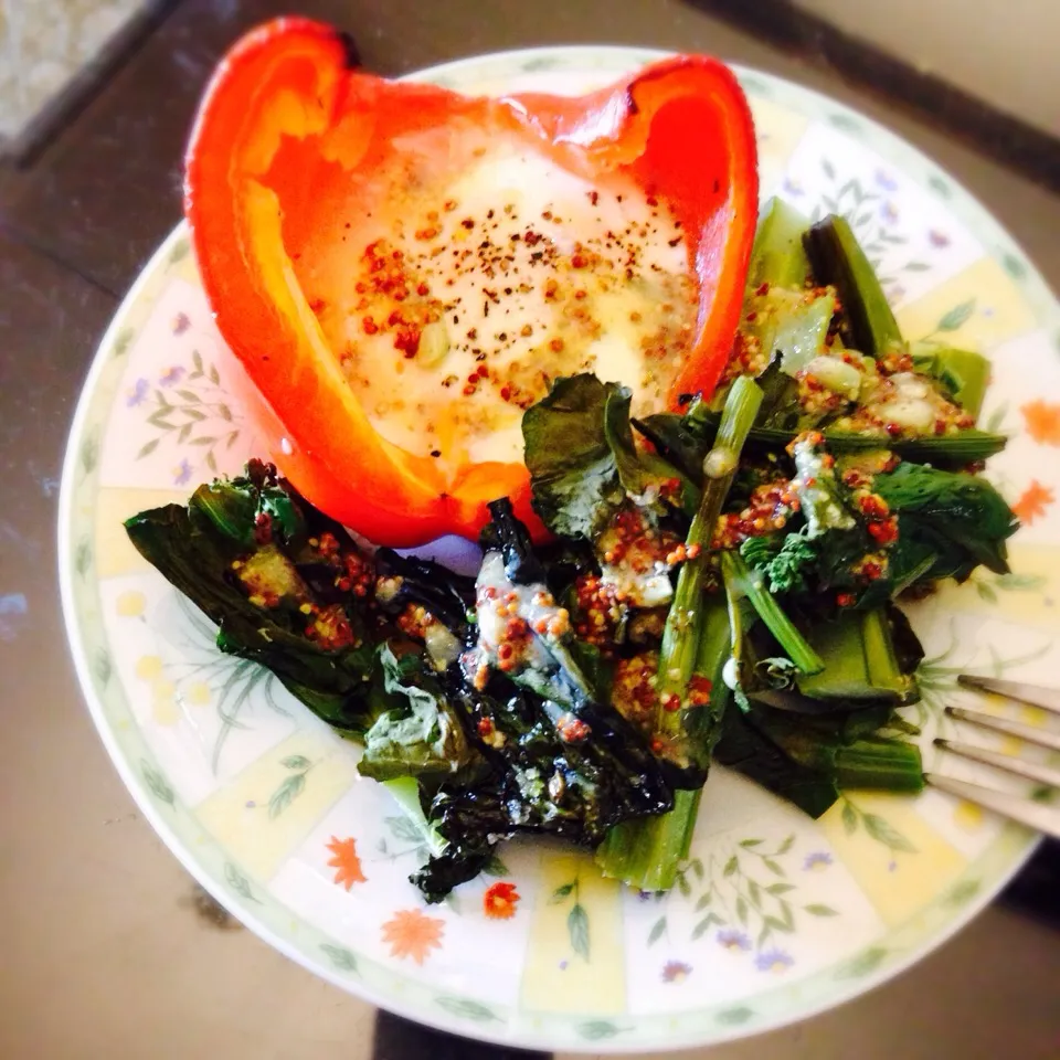 Roasted bell pepper egg 🐣& spinach with lemon mustard dressing 🔆|Nonononoさん