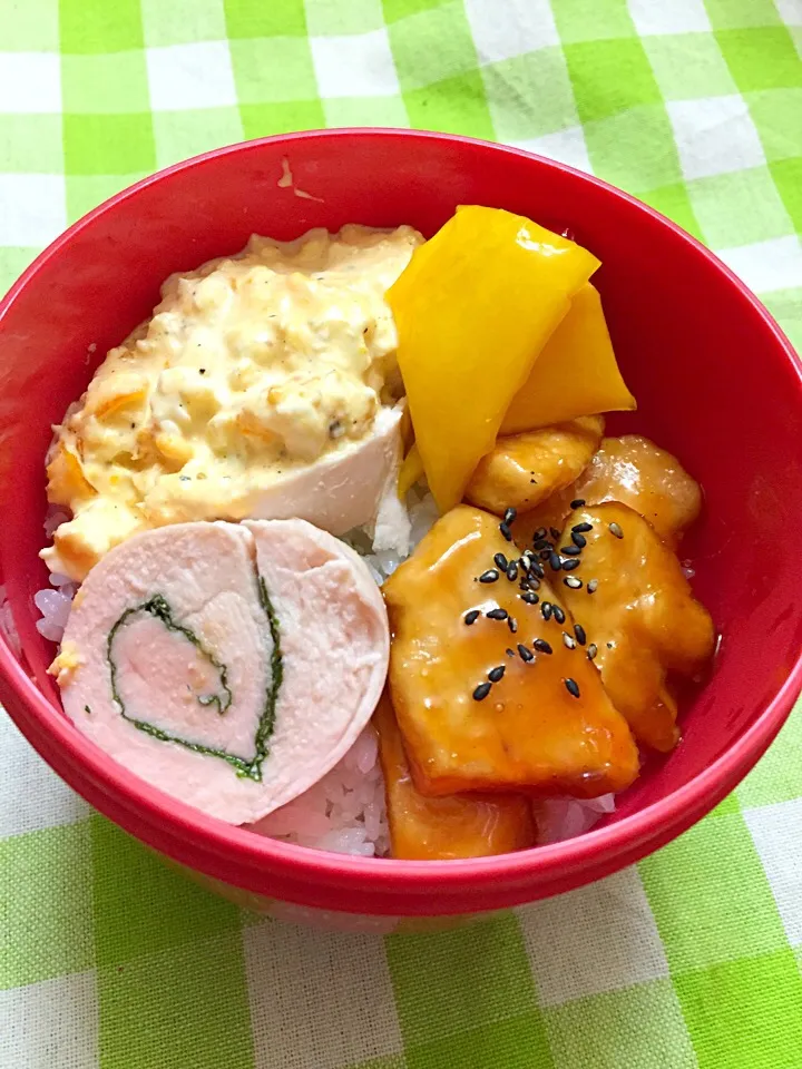 3月10日のお弁当(^///^)  変わり親子丼💕💕|Hitomiさん