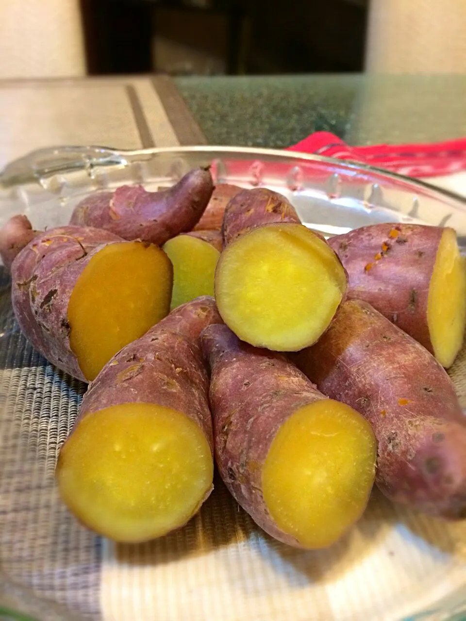 Snapdishの料理写真:Steamed Sweet Potatoes.  Ubi Rebus.  #foodporn #foodpics #breakfast #potatoes #Asian #Asian cuisine|Henry Fordさん