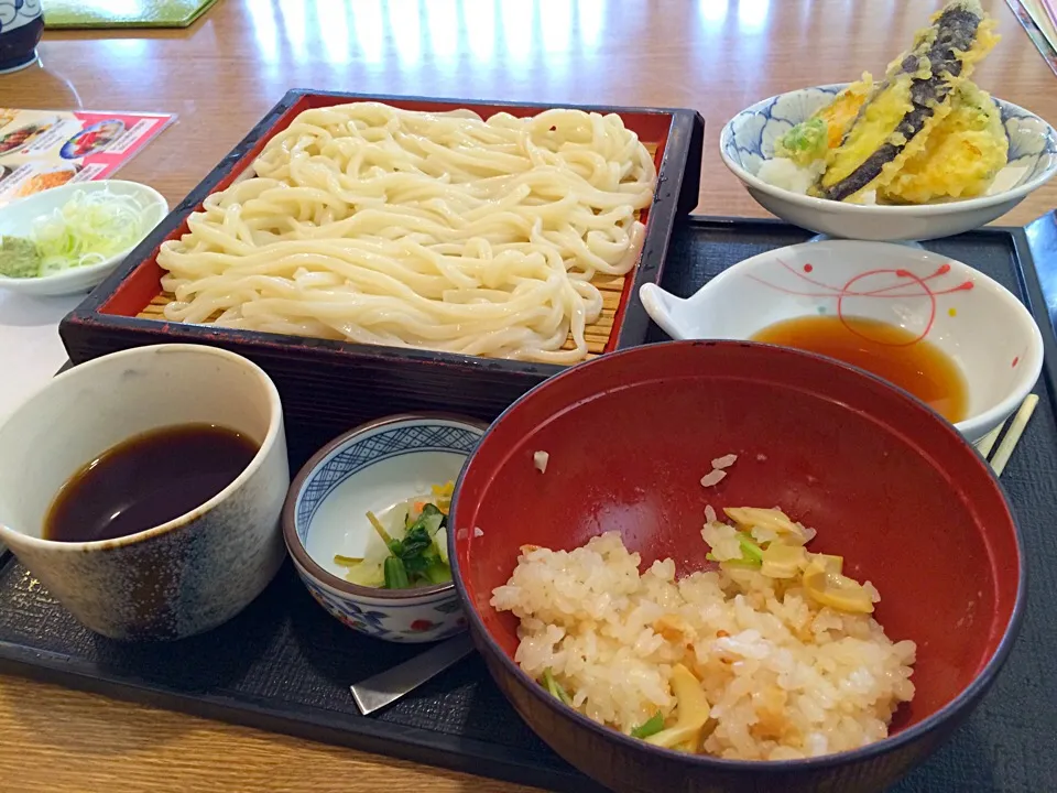 大急ぎで藍屋でランチ|hanakoさん