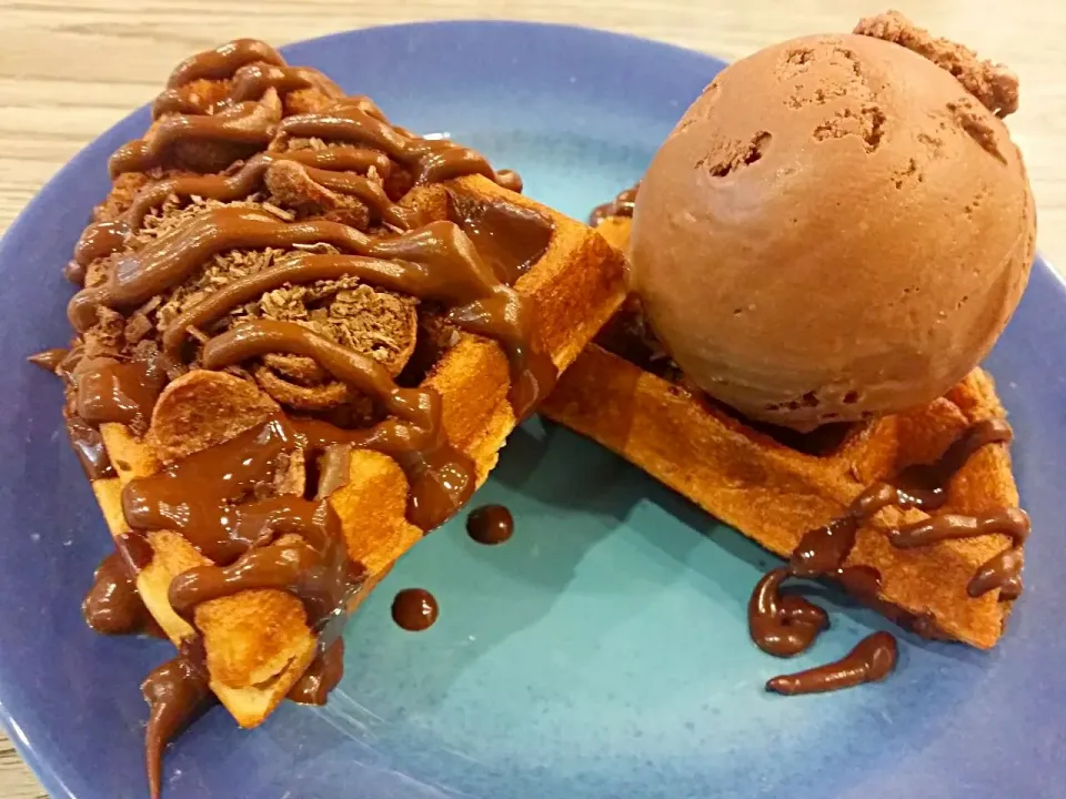 Sinfully Belgian Choc Waffles 😍😋💋👅|🌷lynnlicious🌷さん