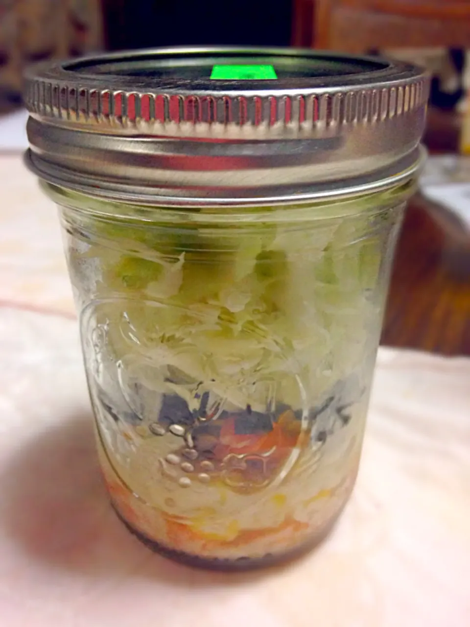 Snapdishの料理写真:Mason Jar Salad#ジャーサラダ#ゴマどれ|Cherry.Okinawanさん