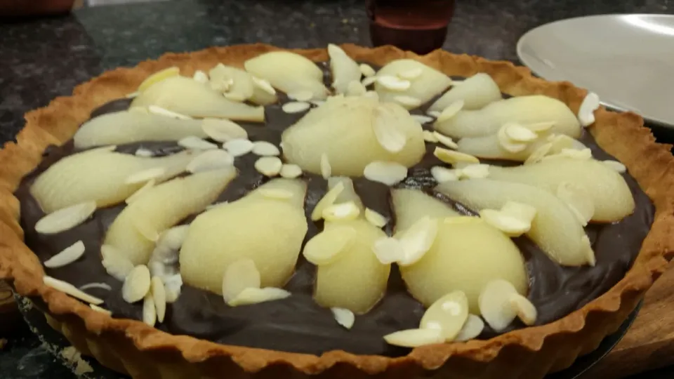 Chocolate, pear and almond tart
 #dessert #food #pastry|Benjamin Raceyさん