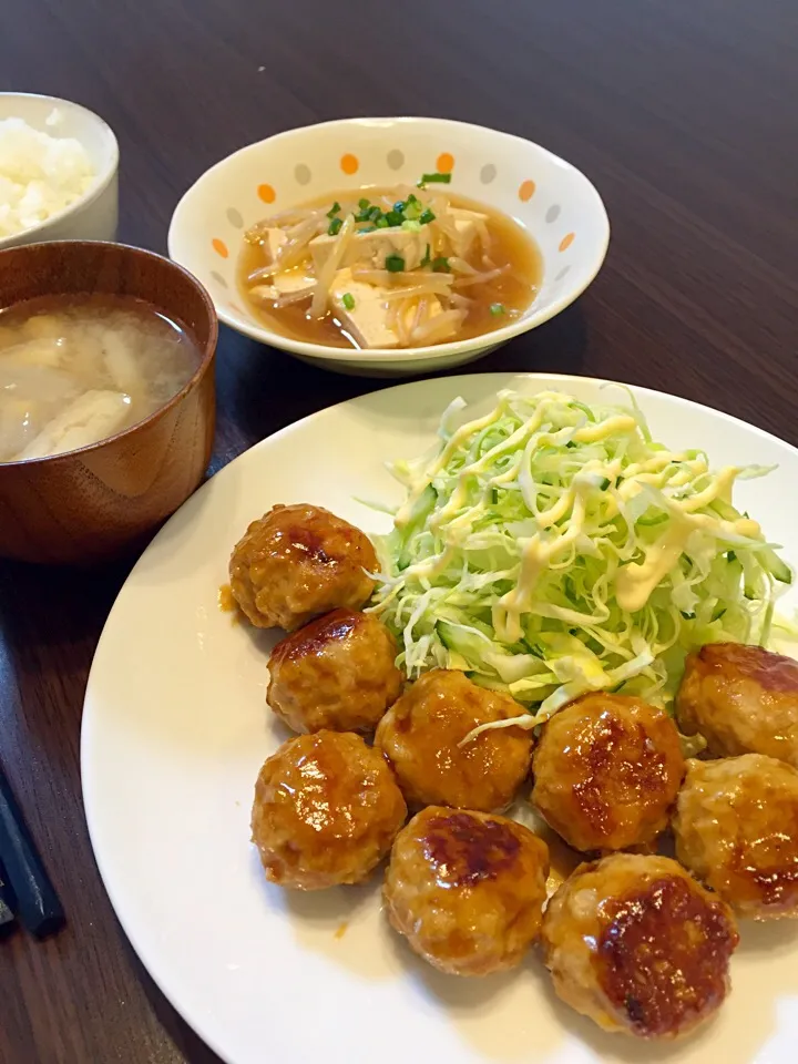 鶏挽き肉の照り焼きの晩ご飯|mikaさん