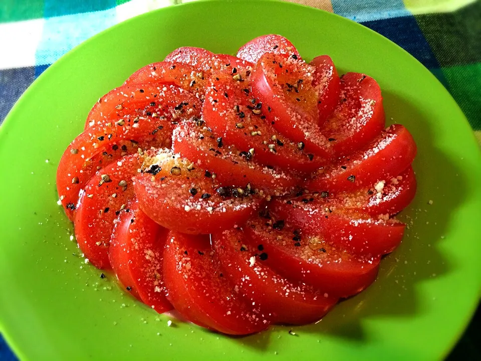 トマトのシンプルサラダ🍅|ぷっくりんこ💙さん