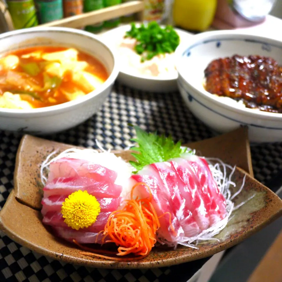 黒鯛のお造り  スンドゥブ  鰻丼  長芋の明太子和え|石川洋子さん