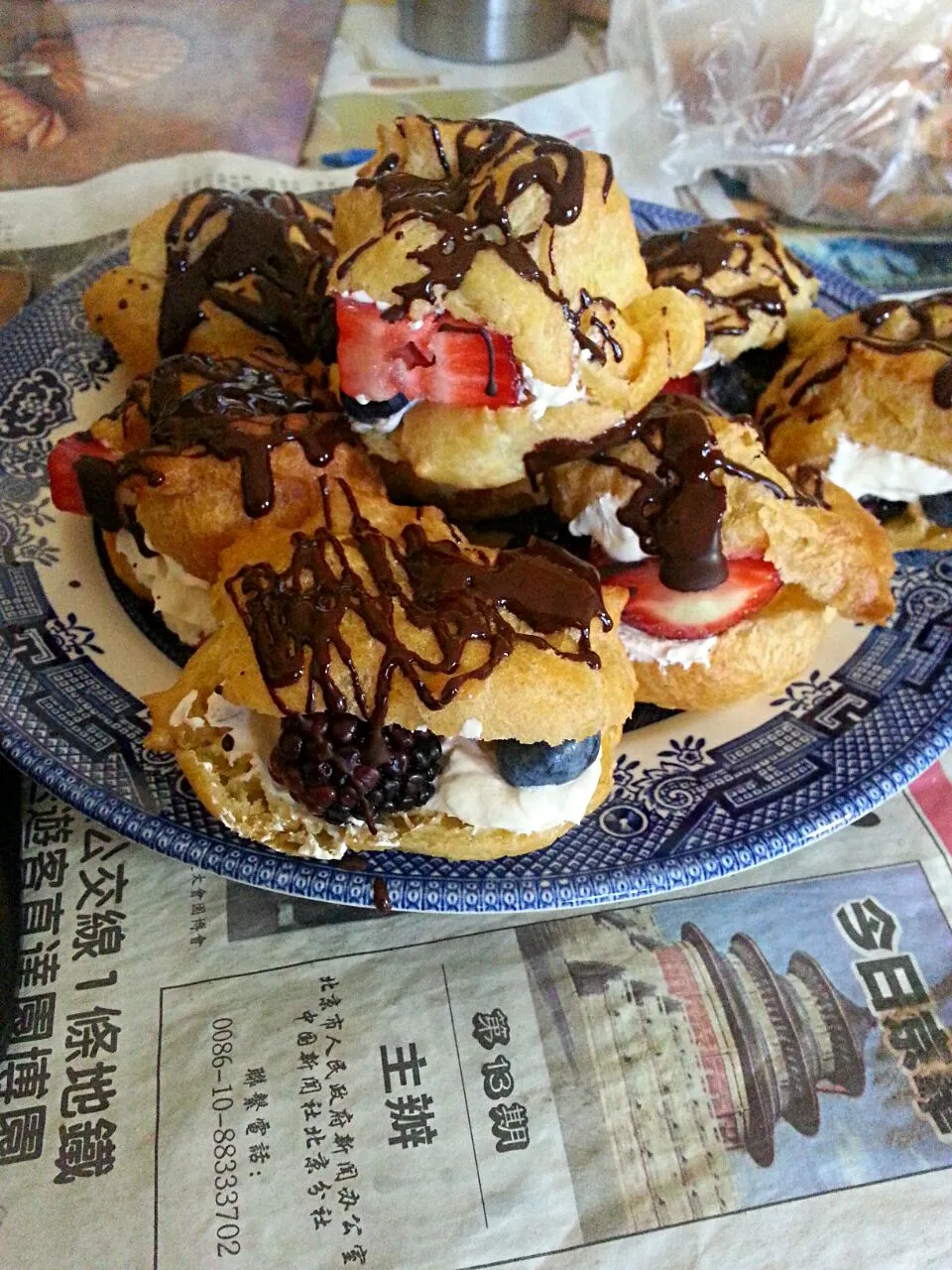 my chocolate berry profiteroles|Kai-yung Manさん