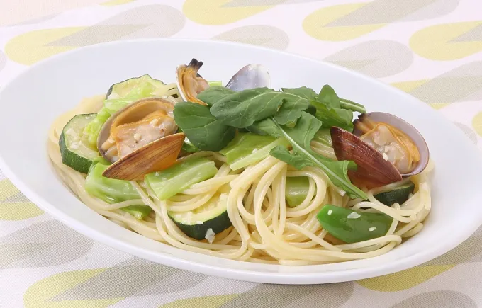 Snapdishの料理写真:あさりとたっぷり野菜のパスタ|いいだし、いい鰹節。ヤマキさん