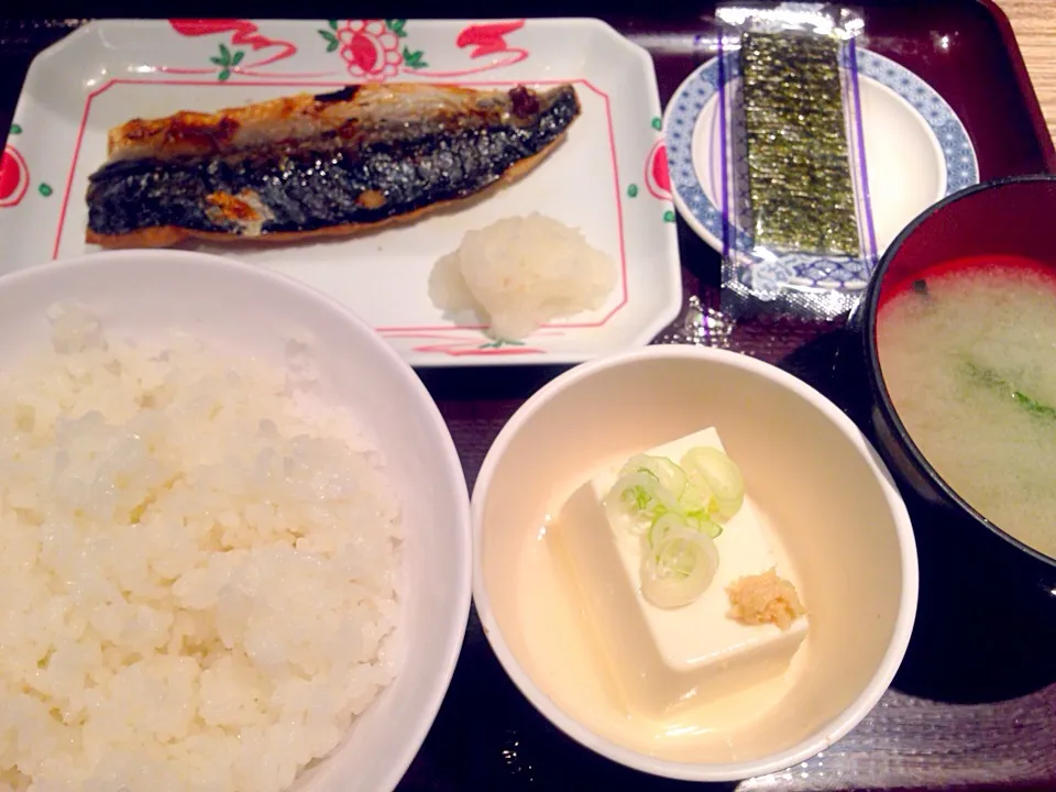 産直居酒屋ないす浜松町駅前店・サバ焼き定食|ゆうじ.さん