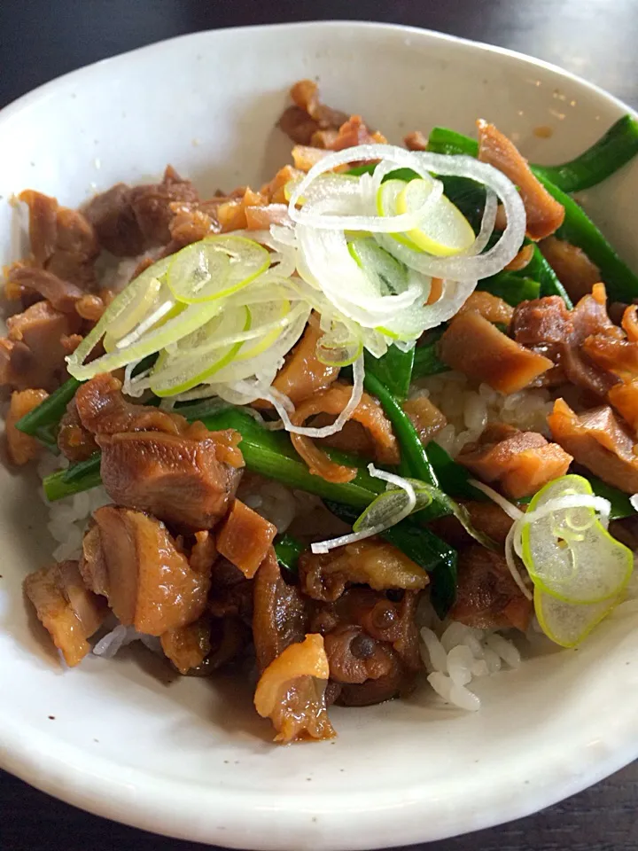 まかない丼|市さん