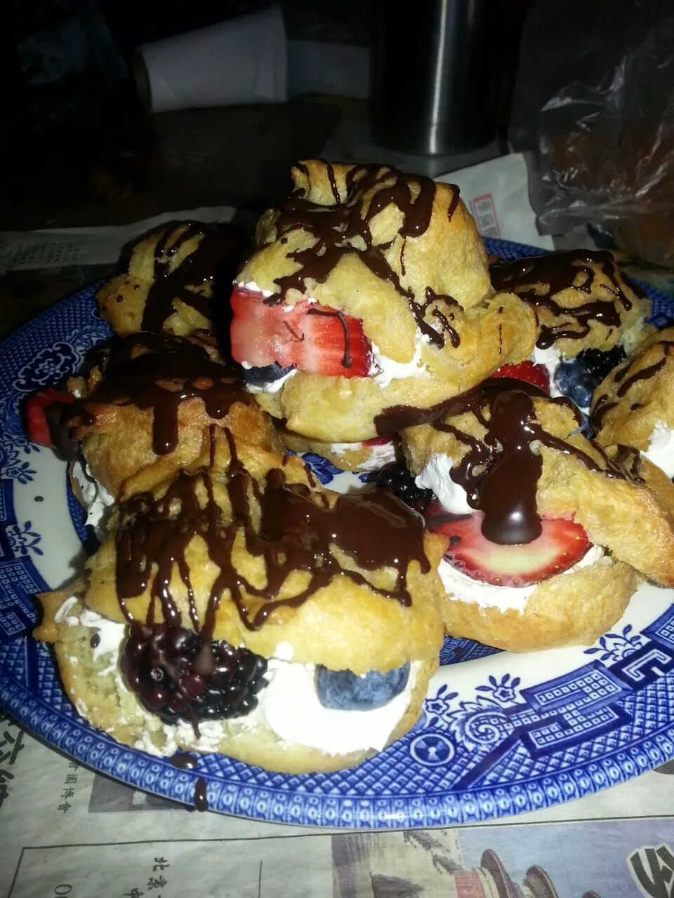 my chocolate berry profiteroles|Kai-yung Manさん