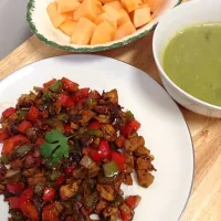 Kid's fajitas and leek soup