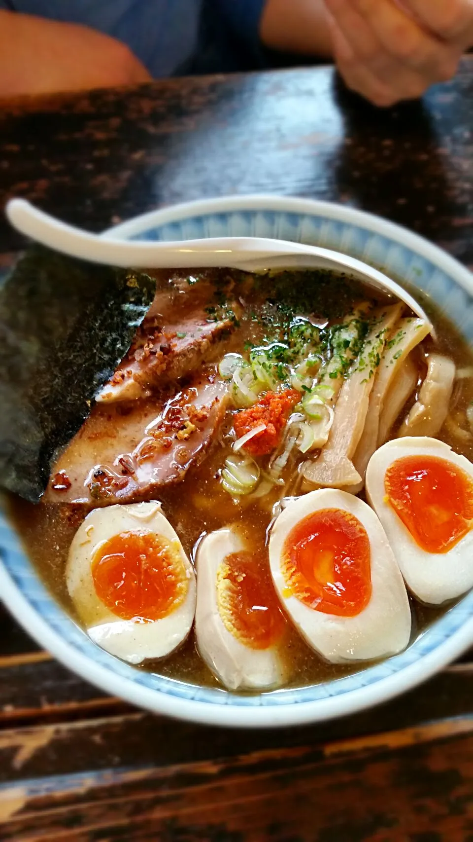 魚介出汁の濃いめラーメン|あゆ亭さん