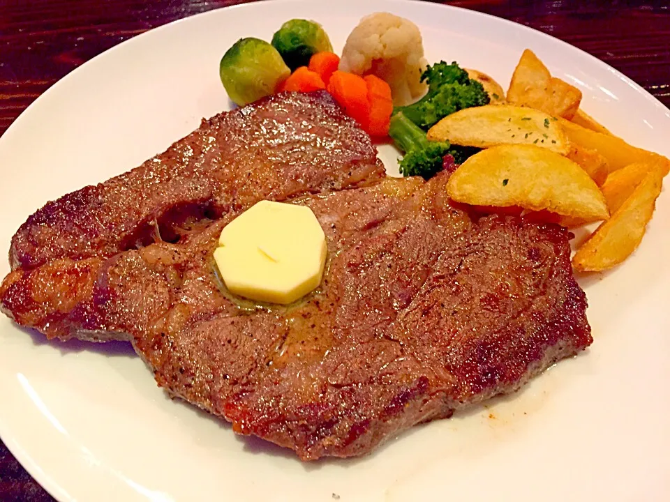 Beef Steak 300g|Rodrigo Lealさん