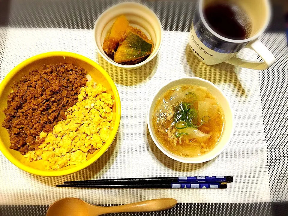 Snapdishの料理写真:そぼろ丼|うかちゃおんさん