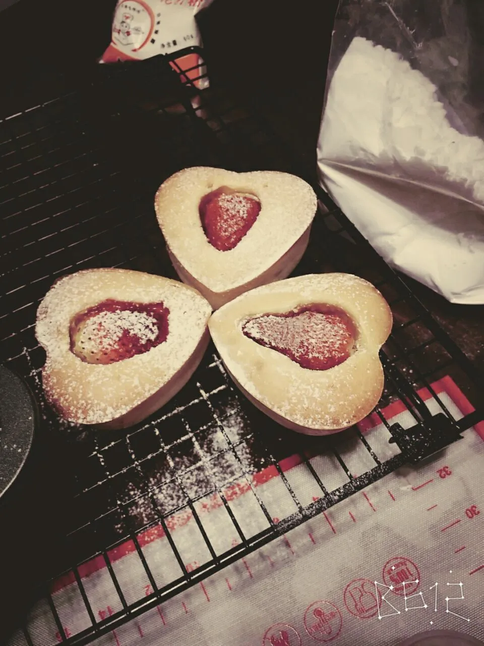 Snapdishの料理写真:#muffin cake|vvvvvvさん