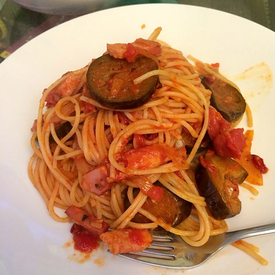 Bacon and eggplant tomato pasta|Kath Kanekoさん