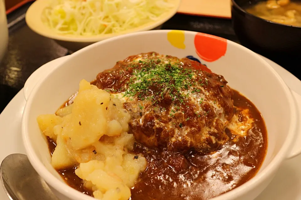 ブラウンチーズソースハンバーグ定食|マハロ菊池さん