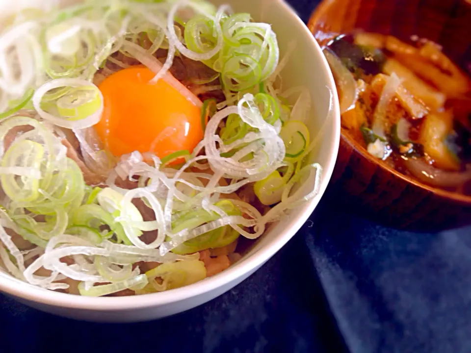 吉野家風ネギ玉牛丼|飛鳥さん