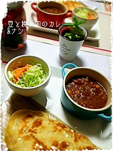 豆と挽き肉のカレー&ナン|めぐチー🌿さん