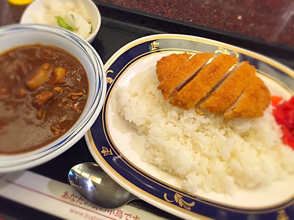 Snapdishの料理写真:串鳥 カツカレー|しょこたんさん