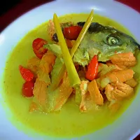 SALMON CURRY #salmon #currry|Joanna Meykeさん