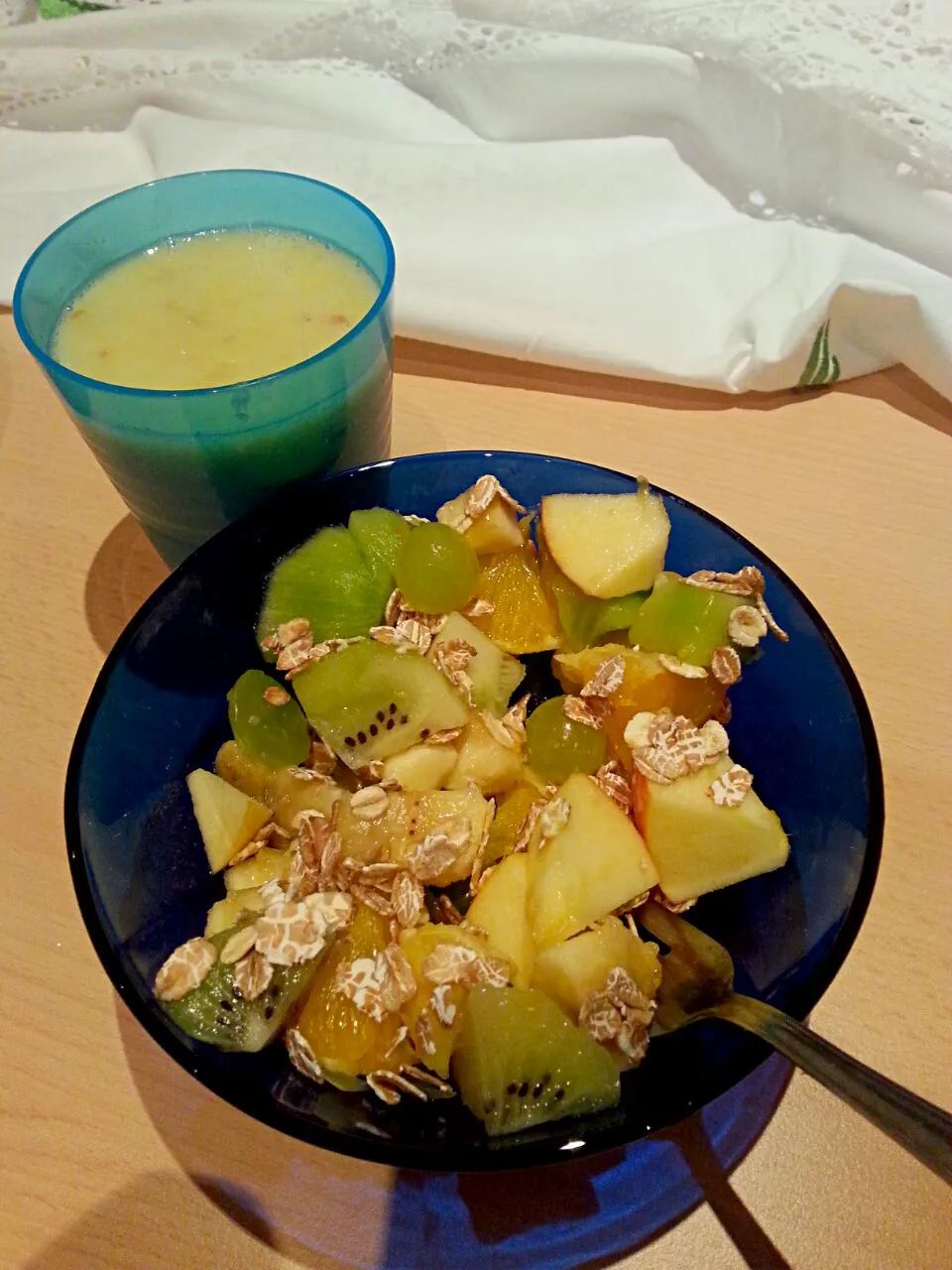 fruit salad with sugarfree smoothie|Michelle Leuchtenbergerさん