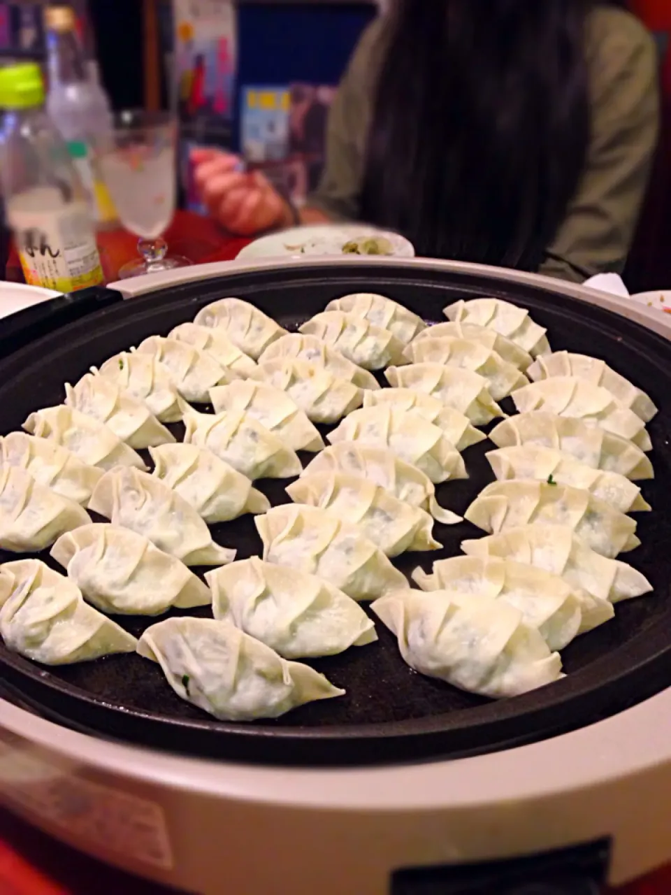 Snapdishの料理写真:鉄板餃子 gyoza party!!|Funky Chefさん