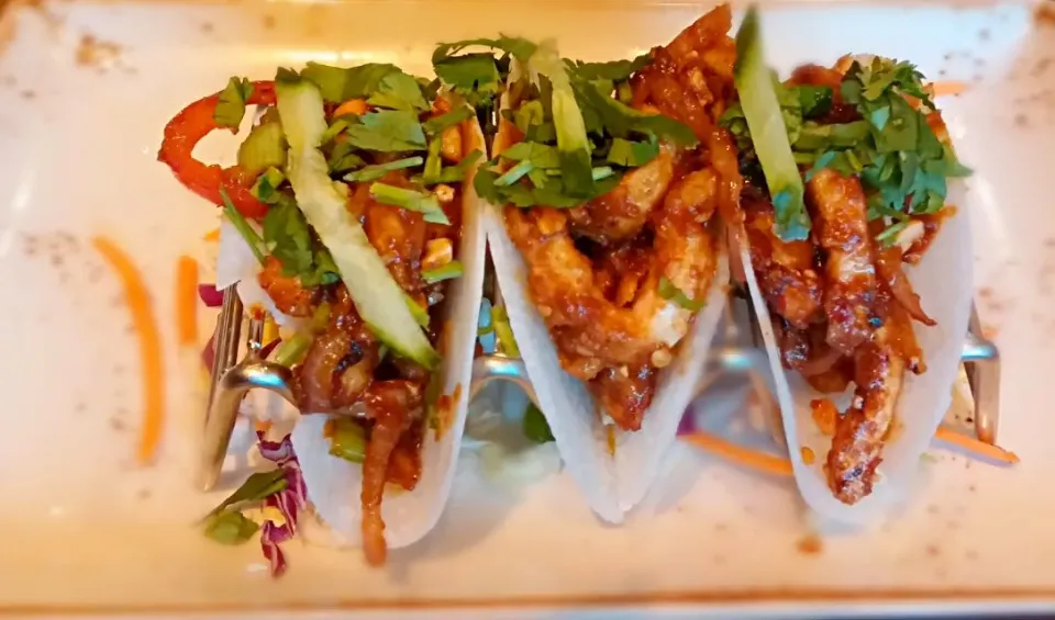 jicama kung pao chicken tacos|Jiraphon Gさん