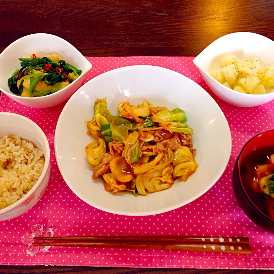 回鍋肉、粉ふきいも、ほうれん草とお揚げの煮浸し、花麩のお味噌汁、発芽玄米|にゅきさん