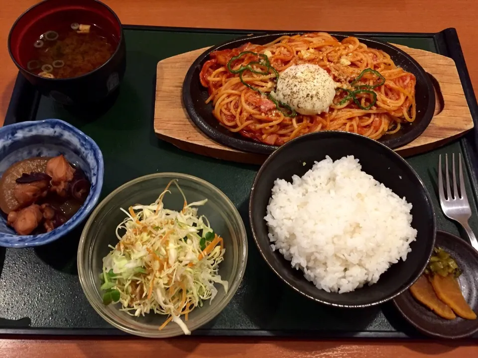 昔ながらのナポリタン定食 850円|Kojiさん