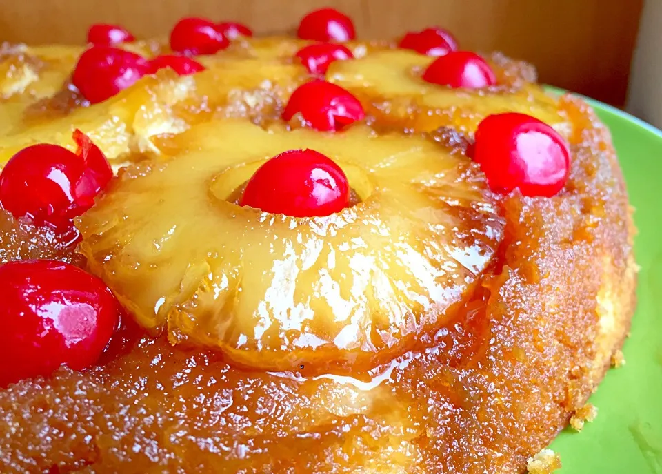 Pineapple upside down cake|Dean M Rogersさん