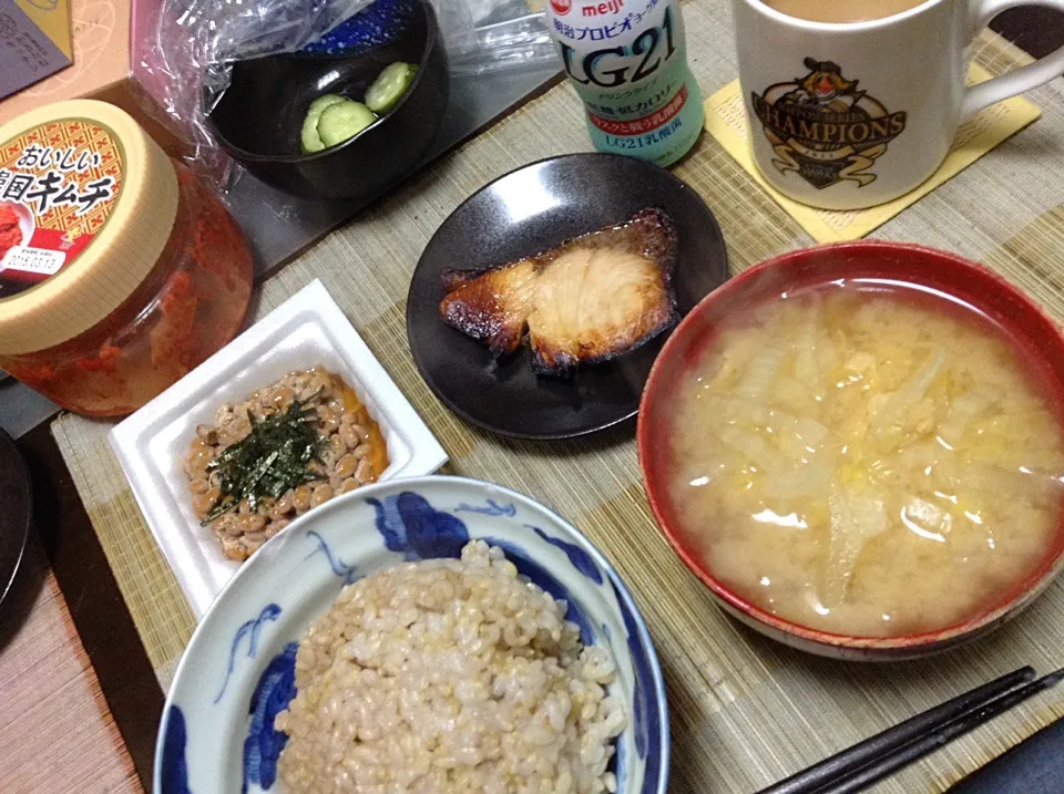 ぶり照り焼き＆納豆＆白菜の味噌汁|まぐろさん