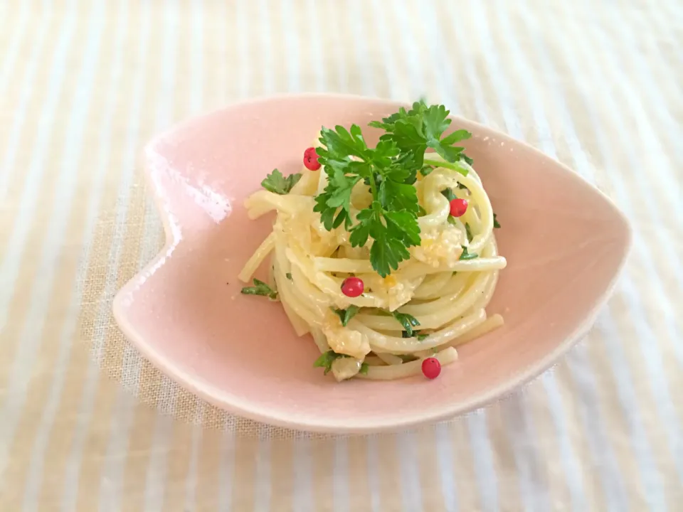 塩レモンとイタリアンパセリの一口パスタ🌿|acoさん