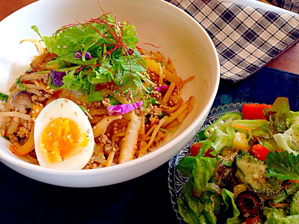 Snapdishの料理写真:本日のDonburi|イカレタ宇宙人さん