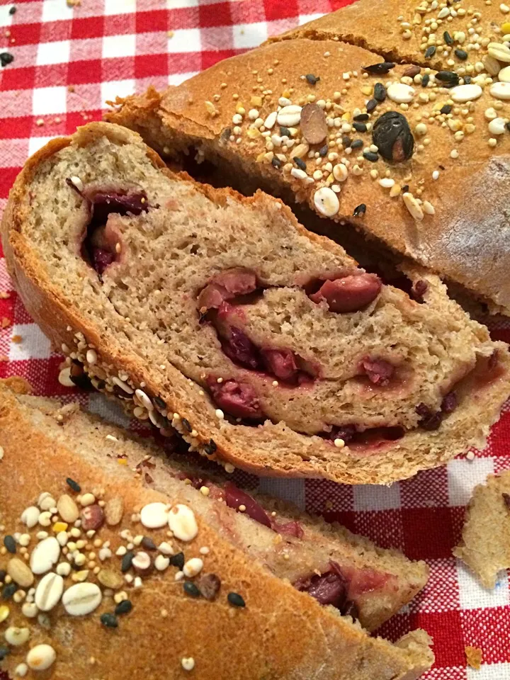 Snapdishの料理写真:Jelena's olive bread;))|aястасияさん