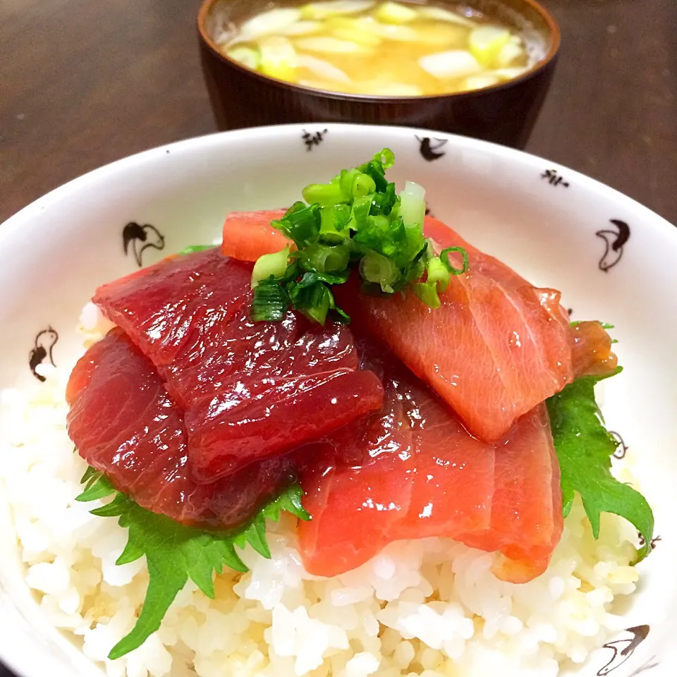 マグロの漬け丼。|かおちゃんさん