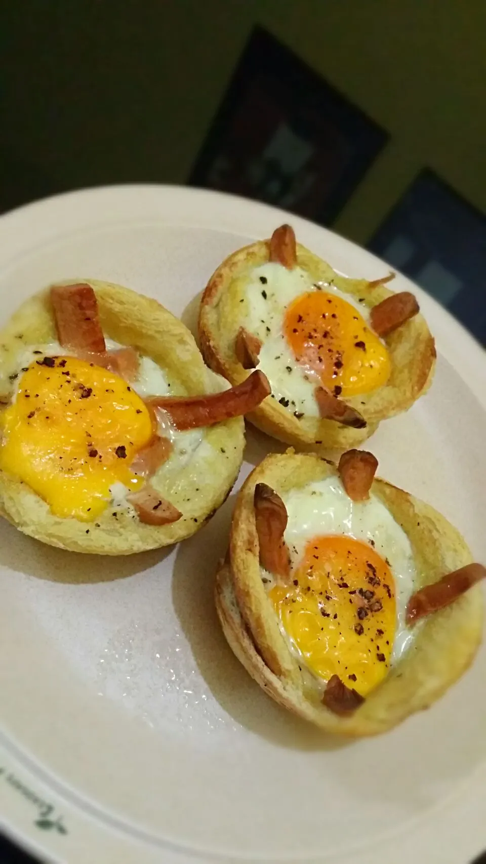 breakfast #muffin #egg #bread|Yue Keiさん